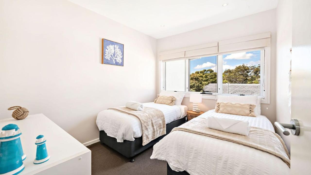 Dutchmans Bay Escape 45a Thurlow Holiday home