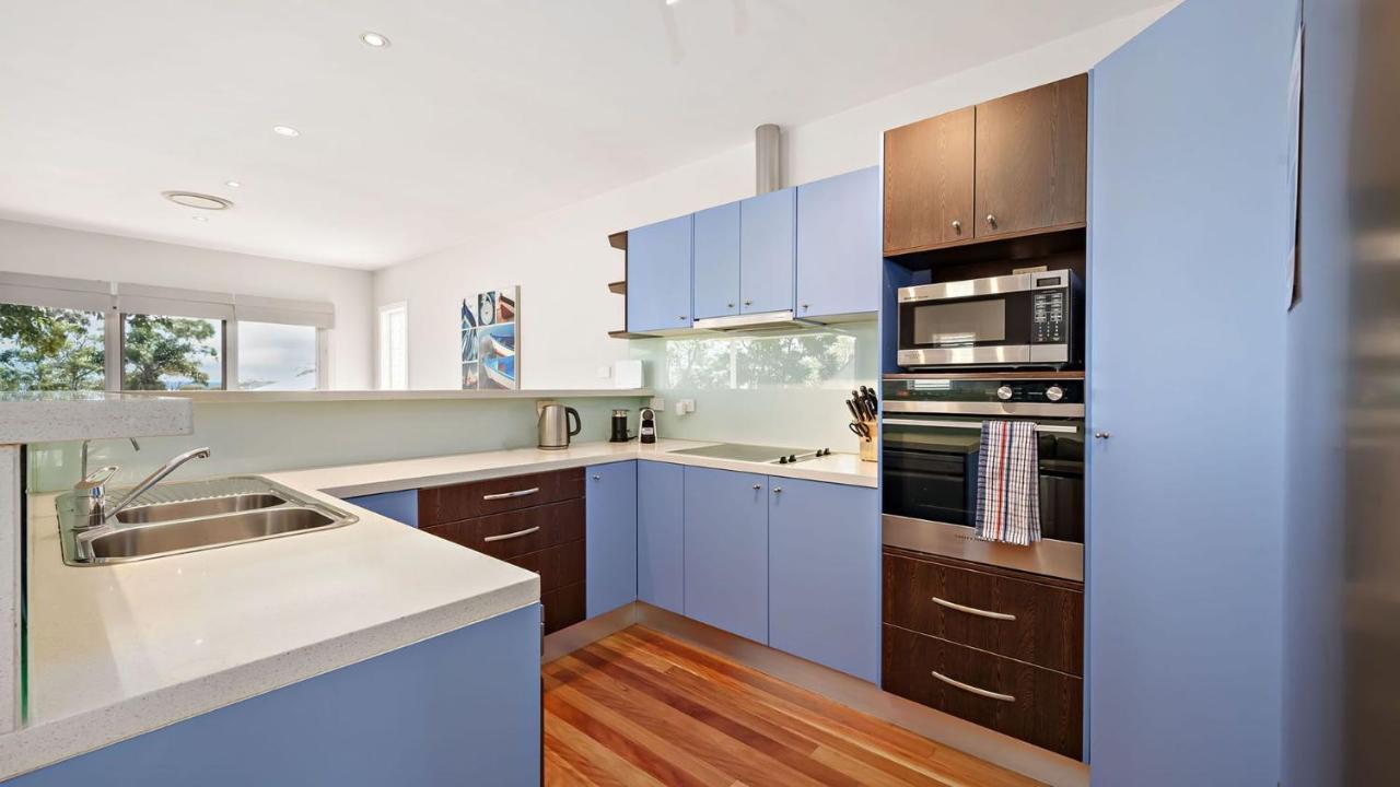 Dutchmans Bay Escape 45a Thurlow Holiday home
